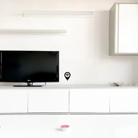 B-rent El Royal Apartman *