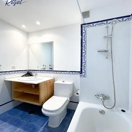 B-rent El Royal Apartment *